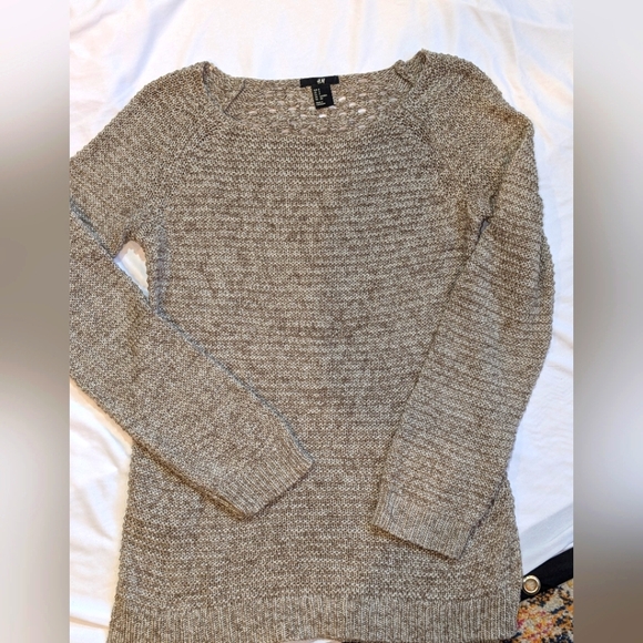 Sweater by H&M size Small - Picture 1 of 3